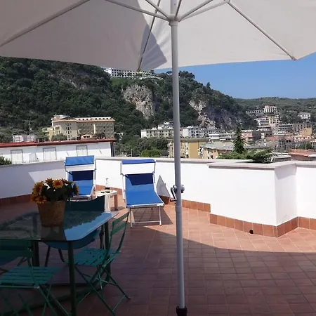 Snicher Hotel